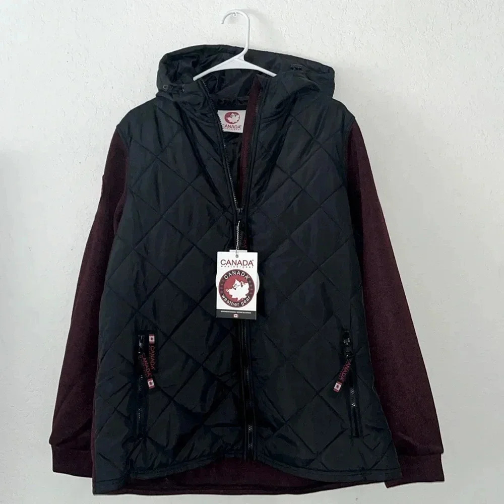 NWT $165 Canada Weather Gear quilted‎ black zipper jacket maroon sweater sleeves